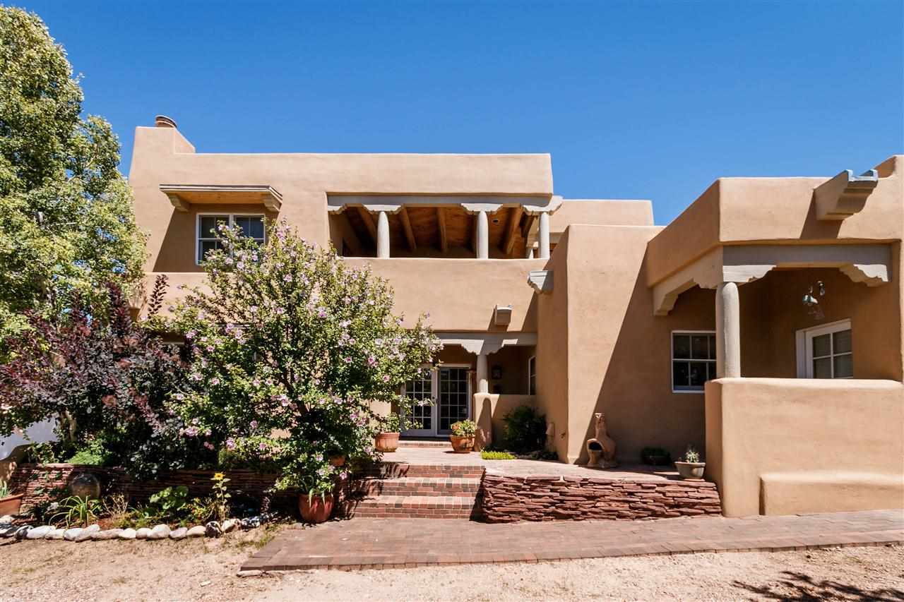 Ginny Cerrella Santa Fe NM Real Estate, Santa Fe Luxury Homes for Sale