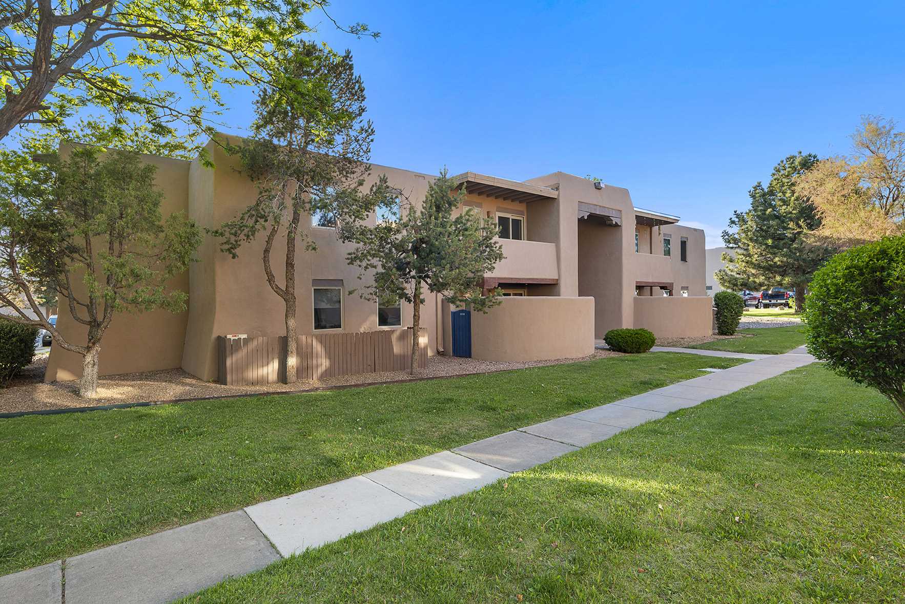 Ginny Cerrella Santa Fe NM Real Estate, Santa Fe Luxury Homes for Sale