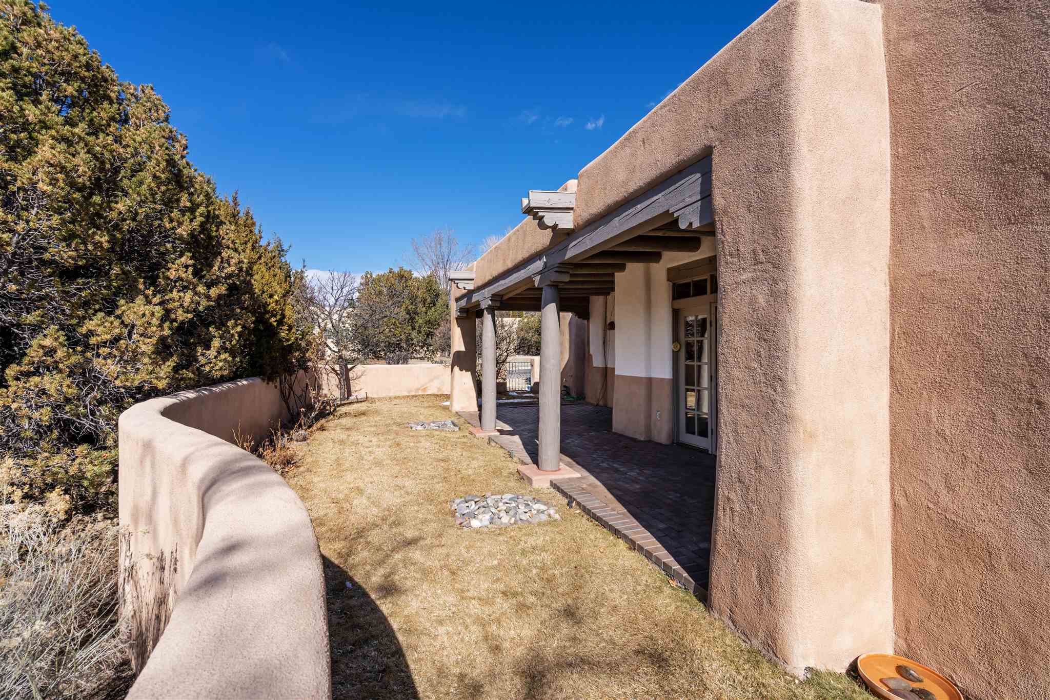 Ginny Cerrella Santa Fe NM Real Estate, Santa Fe Luxury Homes for Sale